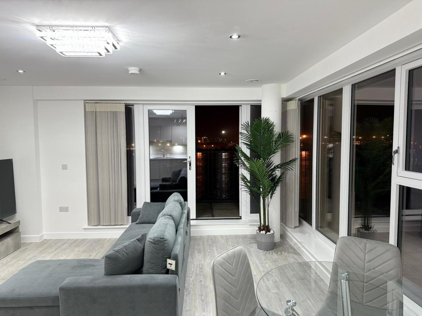Serenity Waterfront 2 Bed Apartment Northfleet 외부 사진