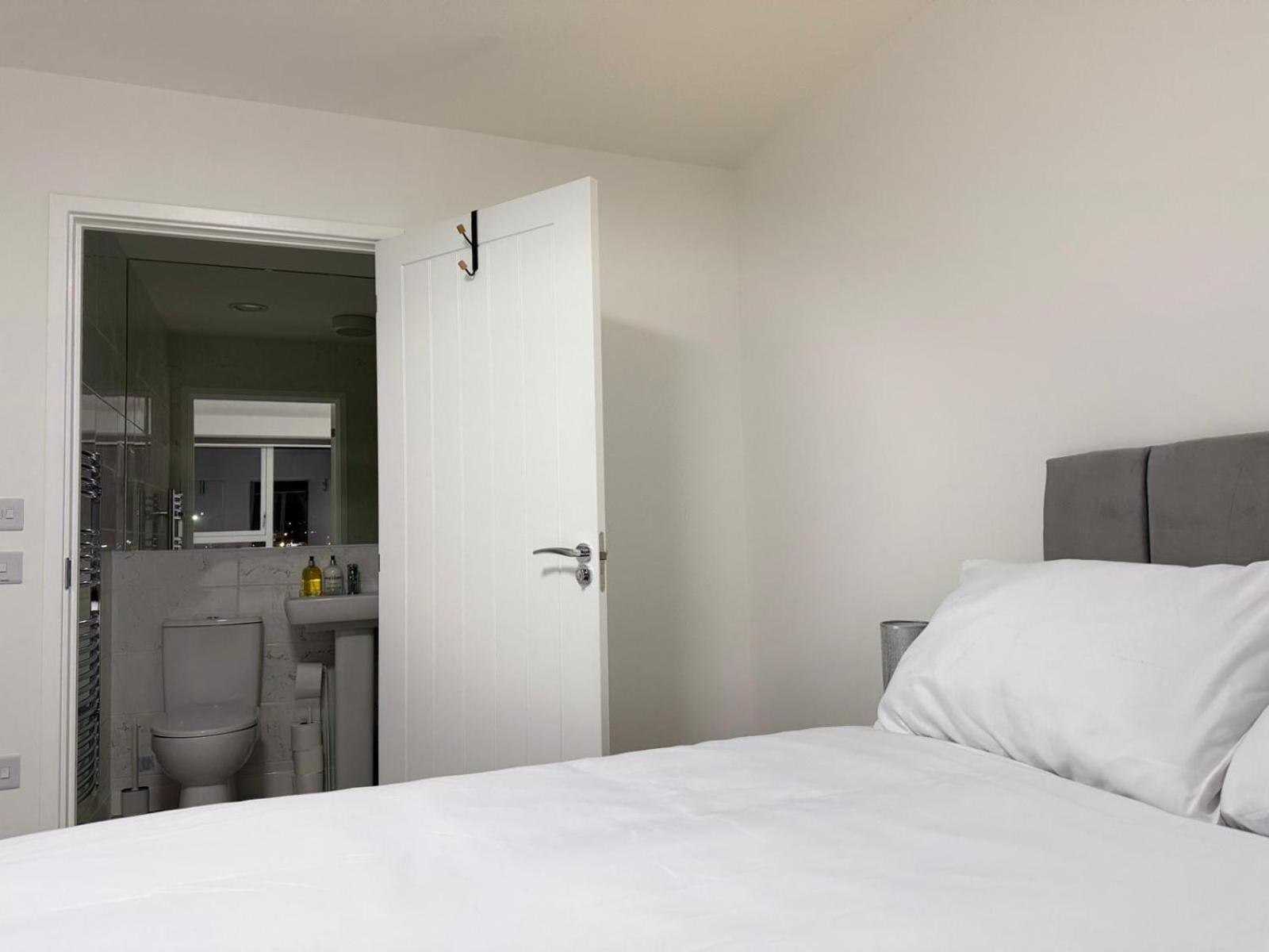 Serenity Waterfront 2 Bed Apartment Northfleet 외부 사진