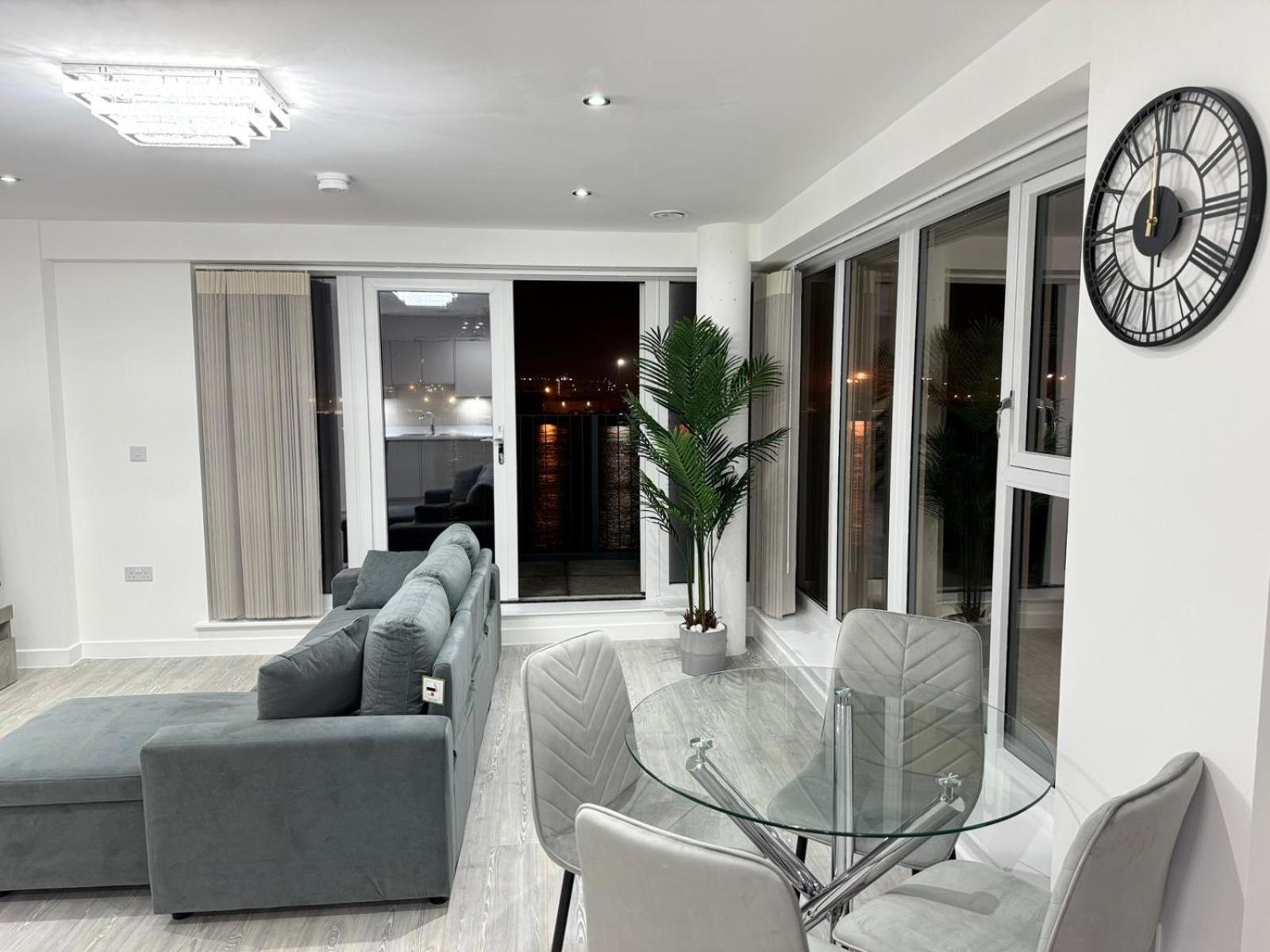 Serenity Waterfront 2 Bed Apartment Northfleet 외부 사진